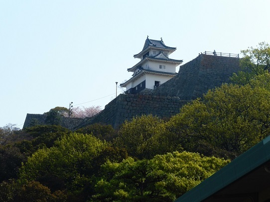 丸亀城1390242.jpg