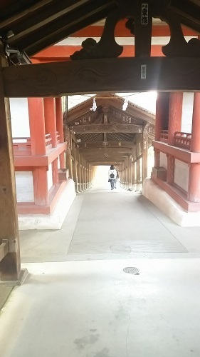 吉備津神社回廊0432.jpg