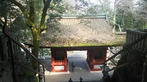 吉備津神社神門0415.jpg