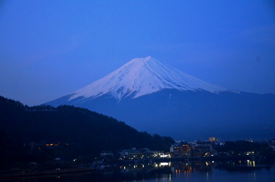 夜明けの富士1224.jpg
