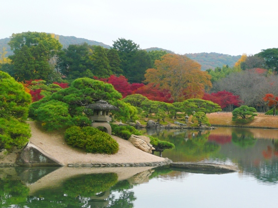 沢の池に映る1050347.jpg