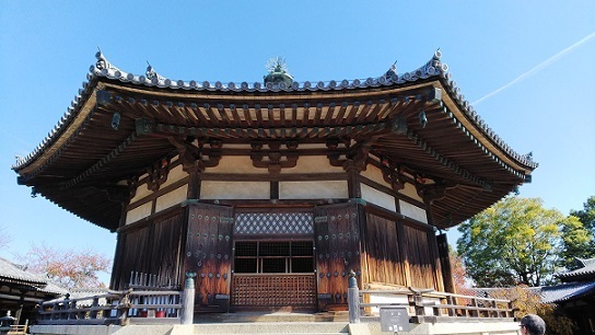 法隆寺夢殿0720.jpg