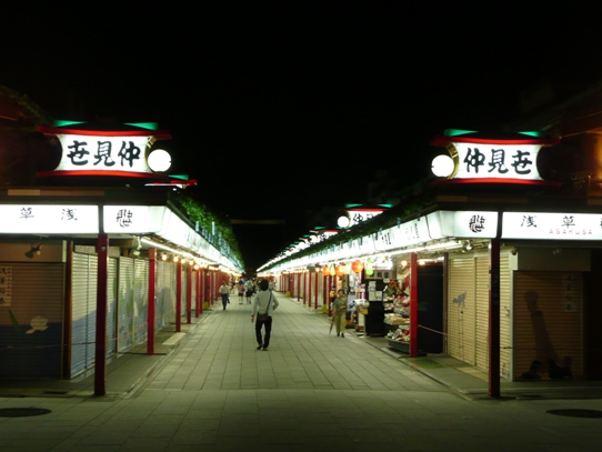 浅草の夜・仲見世1060329.jpg