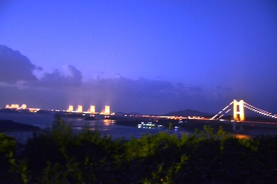 瀬戸大橋8438.jpg