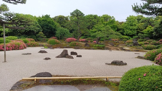 由志園0404.jpg