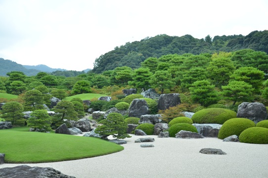 足立美術館庭2429.jpg