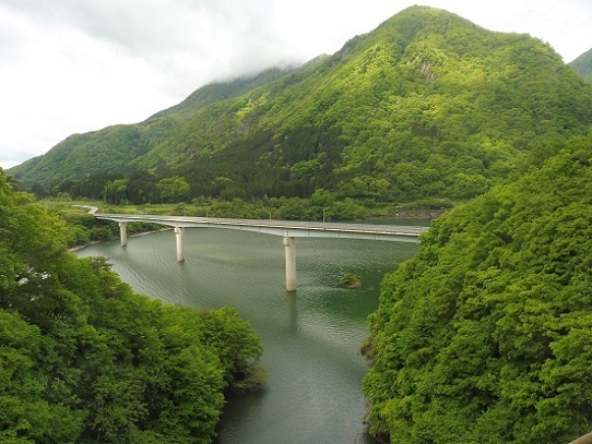 車窓の風景1330019.jpg